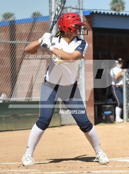 Thumbnail 3 in Canyon @ Millikan photogallery.