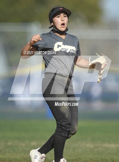 Thumbnail 2 in Canyon @ Millikan photogallery.
