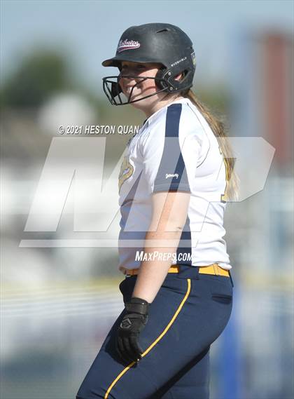 Thumbnail 2 in Canyon @ Millikan photogallery.