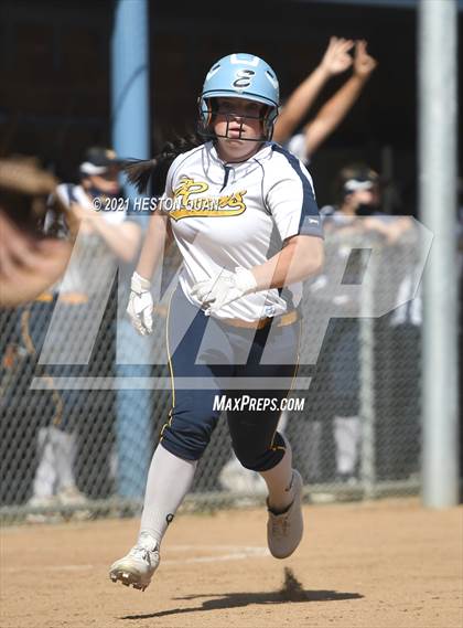 Thumbnail 1 in Canyon @ Millikan photogallery.