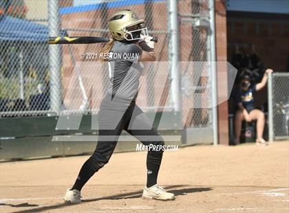 Thumbnail 3 in Canyon @ Millikan photogallery.