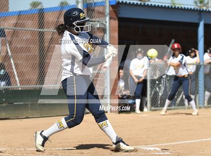 Thumbnail 3 in Canyon @ Millikan photogallery.
