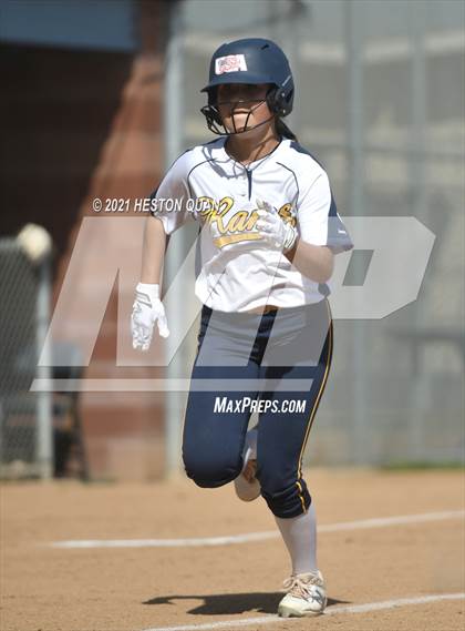 Thumbnail 2 in Canyon @ Millikan photogallery.