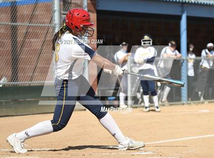Thumbnail 2 in Canyon @ Millikan photogallery.