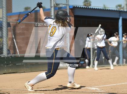 Thumbnail 3 in Canyon @ Millikan photogallery.