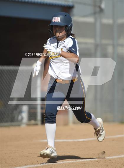 Thumbnail 3 in Canyon @ Millikan photogallery.