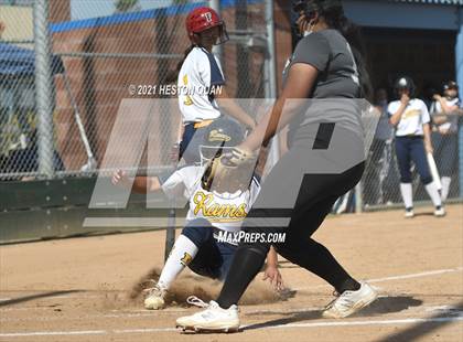 Thumbnail 3 in Canyon @ Millikan photogallery.