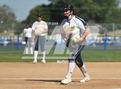 Thumbnail 3 in Canyon @ Millikan photogallery.