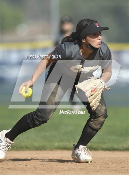 Thumbnail 3 in Canyon @ Millikan photogallery.