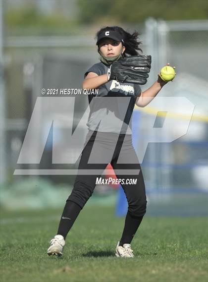 Thumbnail 2 in Canyon @ Millikan photogallery.