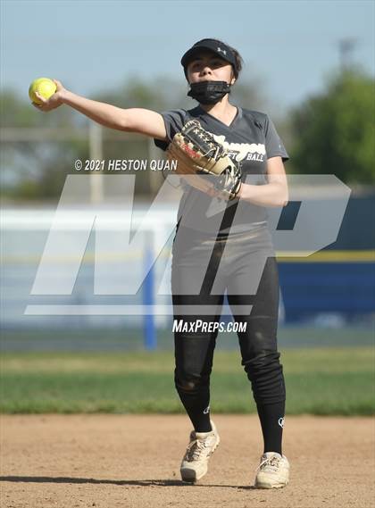 Thumbnail 3 in Canyon @ Millikan photogallery.