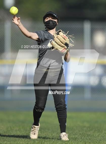 Thumbnail 3 in Canyon @ Millikan photogallery.