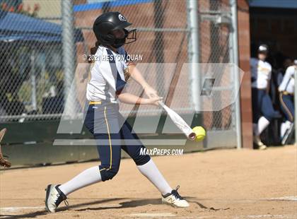 Thumbnail 3 in Canyon @ Millikan photogallery.