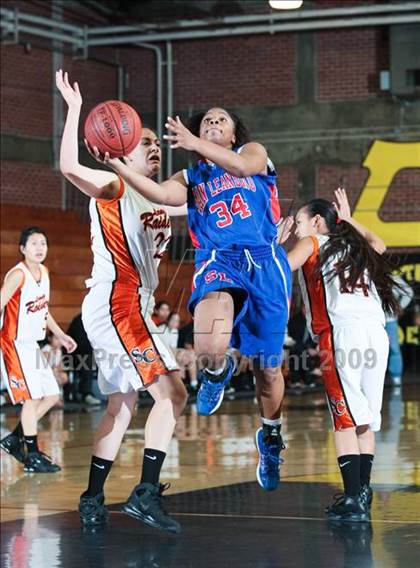Thumbnail 2 in Silver Creek vs. San Leandro (West Coast Jamboree) photogallery.