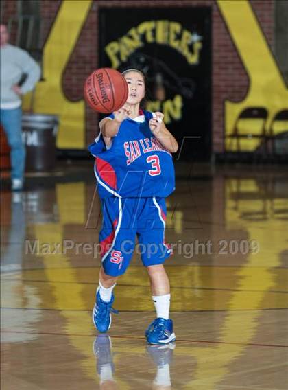 Thumbnail 3 in Silver Creek vs. San Leandro (West Coast Jamboree) photogallery.