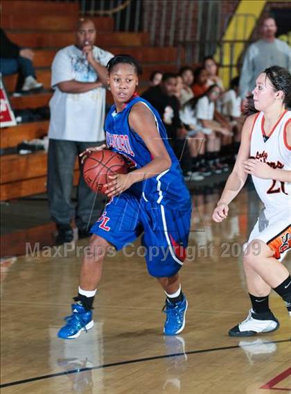 Thumbnail 3 in Silver Creek vs. San Leandro (West Coast Jamboree) photogallery.