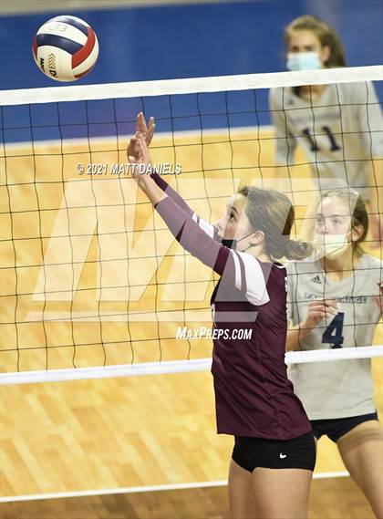 Thumbnail 3 in Cheyenne Mountain vs. Palmer Ridge (CHSAA 4A Semifinal) photogallery.