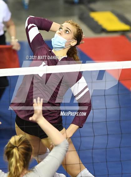 Thumbnail 2 in Cheyenne Mountain vs. Palmer Ridge (CHSAA 4A Semifinal) photogallery.