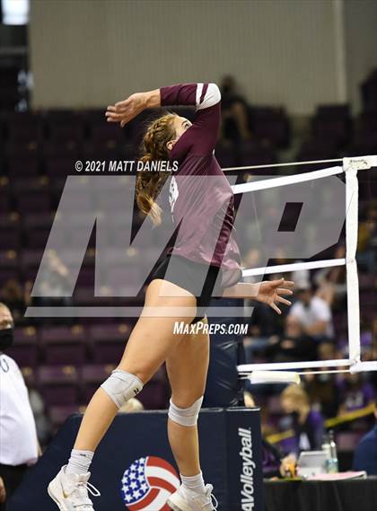 Thumbnail 3 in Cheyenne Mountain vs. Palmer Ridge (CHSAA 4A Semifinal) photogallery.