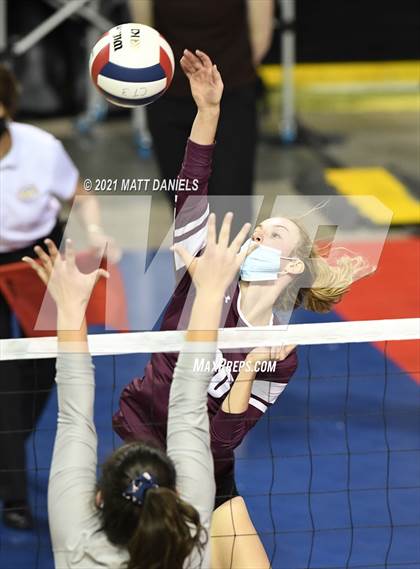 Thumbnail 3 in Cheyenne Mountain vs. Palmer Ridge (CHSAA 4A Semifinal) photogallery.
