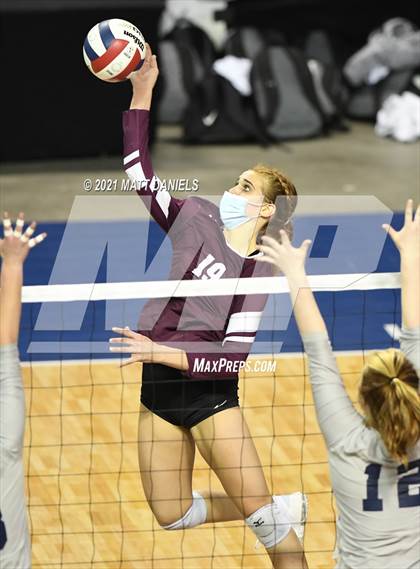 Thumbnail 1 in Cheyenne Mountain vs. Palmer Ridge (CHSAA 4A Semifinal) photogallery.