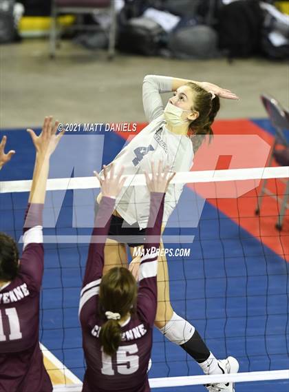 Thumbnail 2 in Cheyenne Mountain vs. Palmer Ridge (CHSAA 4A Semifinal) photogallery.