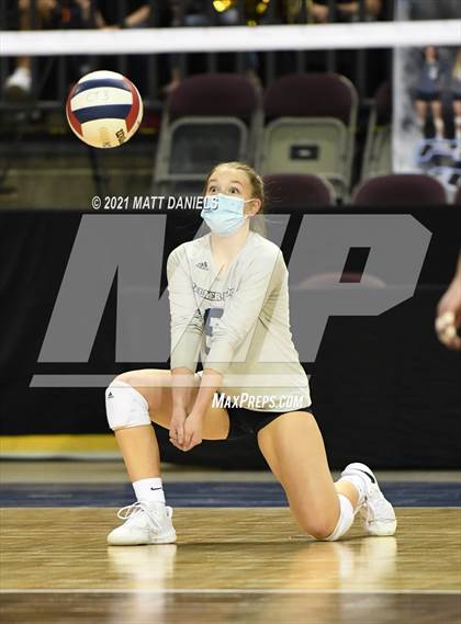 Thumbnail 3 in Cheyenne Mountain vs. Palmer Ridge (CHSAA 4A Semifinal) photogallery.