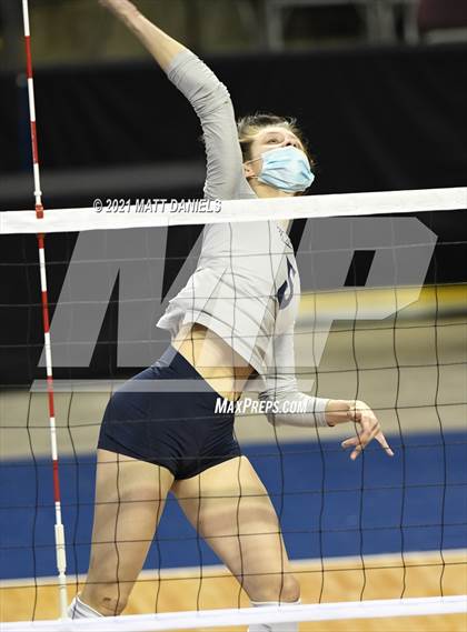 Thumbnail 1 in Cheyenne Mountain vs. Palmer Ridge (CHSAA 4A Semifinal) photogallery.