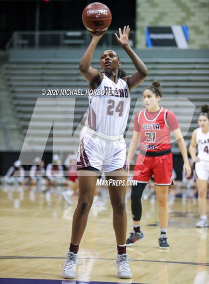 Thumbnail 1 in Vista Ridge vs. Plano (UIL 6A Regional Semifinal Playoff) photogallery.
