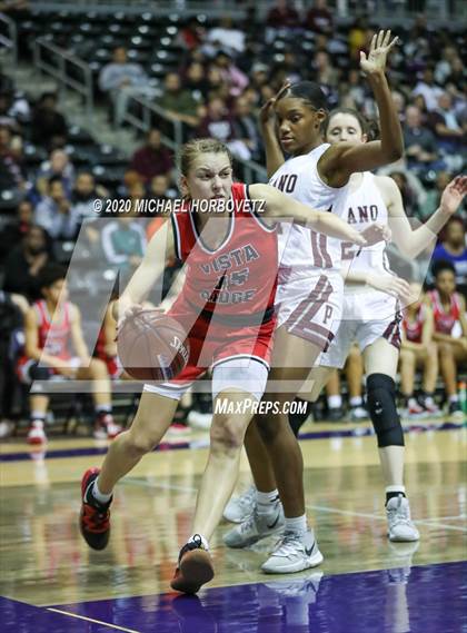 Thumbnail 2 in Vista Ridge vs. Plano (UIL 6A Regional Semifinal Playoff) photogallery.