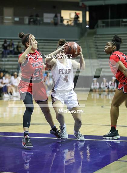 Thumbnail 3 in Vista Ridge vs. Plano (UIL 6A Regional Semifinal Playoff) photogallery.