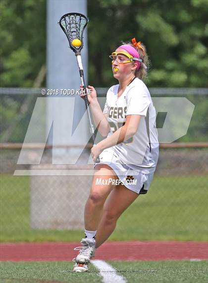 Thumbnail 2 in Branford vs. Hand (CIAC Class M final) photogallery.