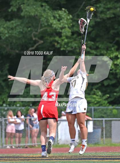 Thumbnail 3 in Branford vs. Hand (CIAC Class M final) photogallery.