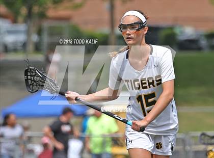 Thumbnail 3 in Branford vs. Hand (CIAC Class M final) photogallery.