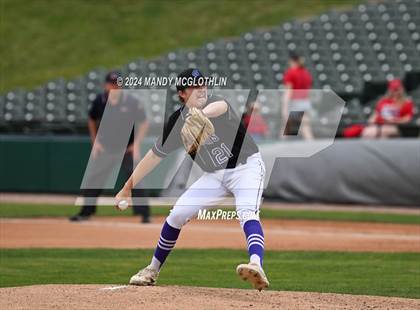 Thumbnail 3 in Wilmington vs. St. Anthony (IHSA 2A Semifinal) photogallery.