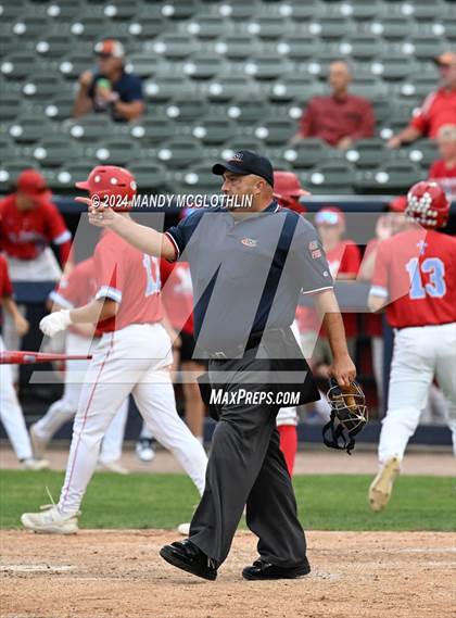 Thumbnail 1 in Wilmington vs. St. Anthony (IHSA 2A Semifinal) photogallery.
