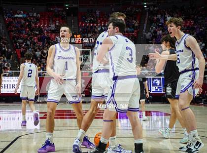 Thumbnail 3 in Corner Canyon vs. Lehi (UHSAA 6A Final) photogallery.