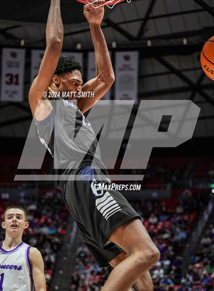 Thumbnail 1 in Corner Canyon vs. Lehi (UHSAA 6A Final) photogallery.