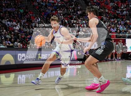 Thumbnail 3 in Corner Canyon vs. Lehi (UHSAA 6A Final) photogallery.