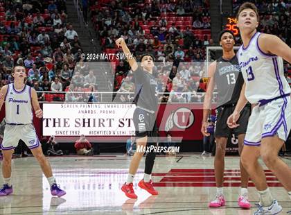 Thumbnail 2 in Corner Canyon vs. Lehi (UHSAA 6A Final) photogallery.