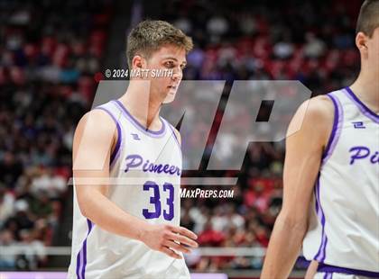 Thumbnail 2 in Corner Canyon vs. Lehi (UHSAA 6A Final) photogallery.