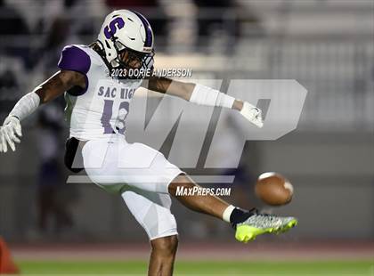 Thumbnail 1 in Sacramento @ Vista del Lago photogallery.