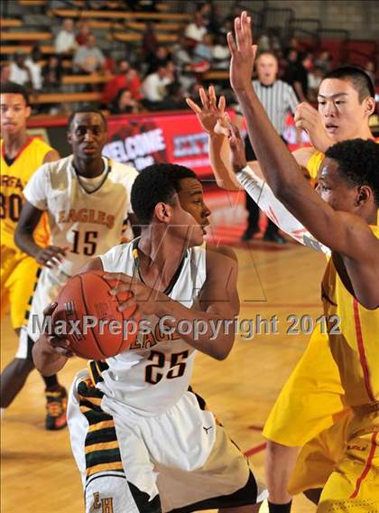 Thumbnail 2 in Fairfax vs. Eisenhower (Nike Extravaganza) photogallery.