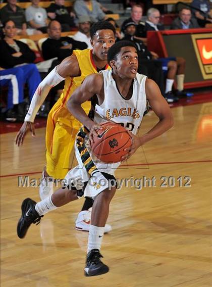 Thumbnail 2 in Fairfax vs. Eisenhower (Nike Extravaganza) photogallery.