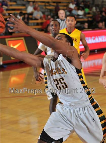Thumbnail 1 in Fairfax vs. Eisenhower (Nike Extravaganza) photogallery.
