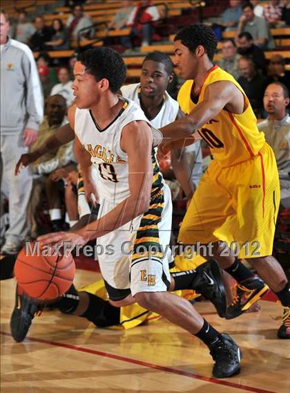 Thumbnail 3 in Fairfax vs. Eisenhower (Nike Extravaganza) photogallery.