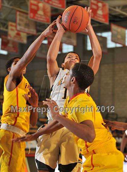 Thumbnail 3 in Fairfax vs. Eisenhower (Nike Extravaganza) photogallery.