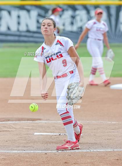 Thumbnail 3 in Iowa City vs Center Point-Urbana (Linn-Mar / Alburnett Tournament) photogallery.
