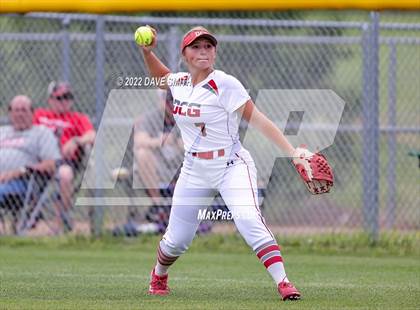 Thumbnail 2 in Iowa City vs Center Point-Urbana (Linn-Mar / Alburnett Tournament) photogallery.