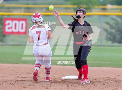 Thumbnail 2 in Iowa City vs Center Point-Urbana (Linn-Mar / Alburnett Tournament) photogallery.